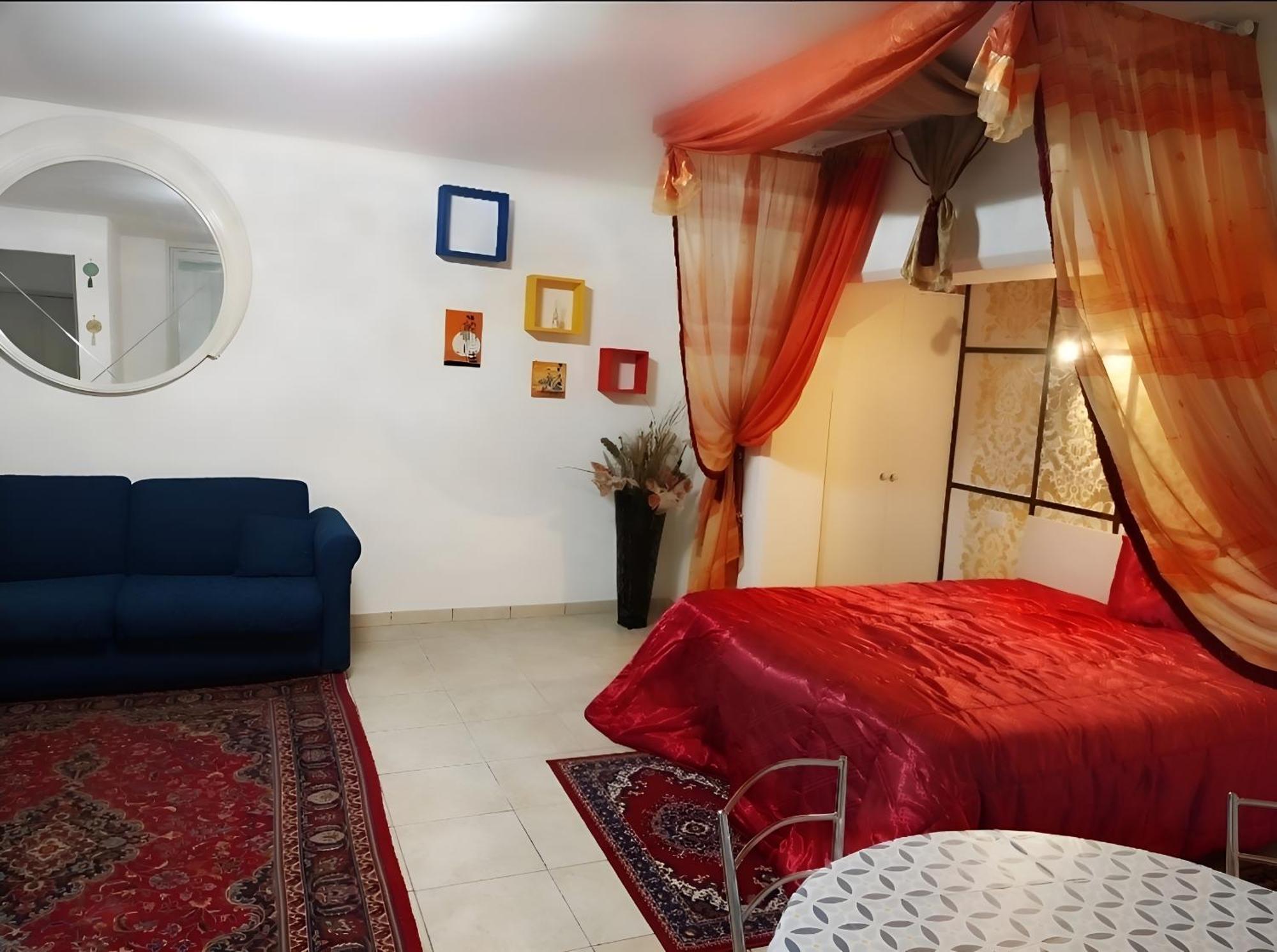 Casa Vacanza La Maison De Losyram Art Salerno Ngoại thất bức ảnh
