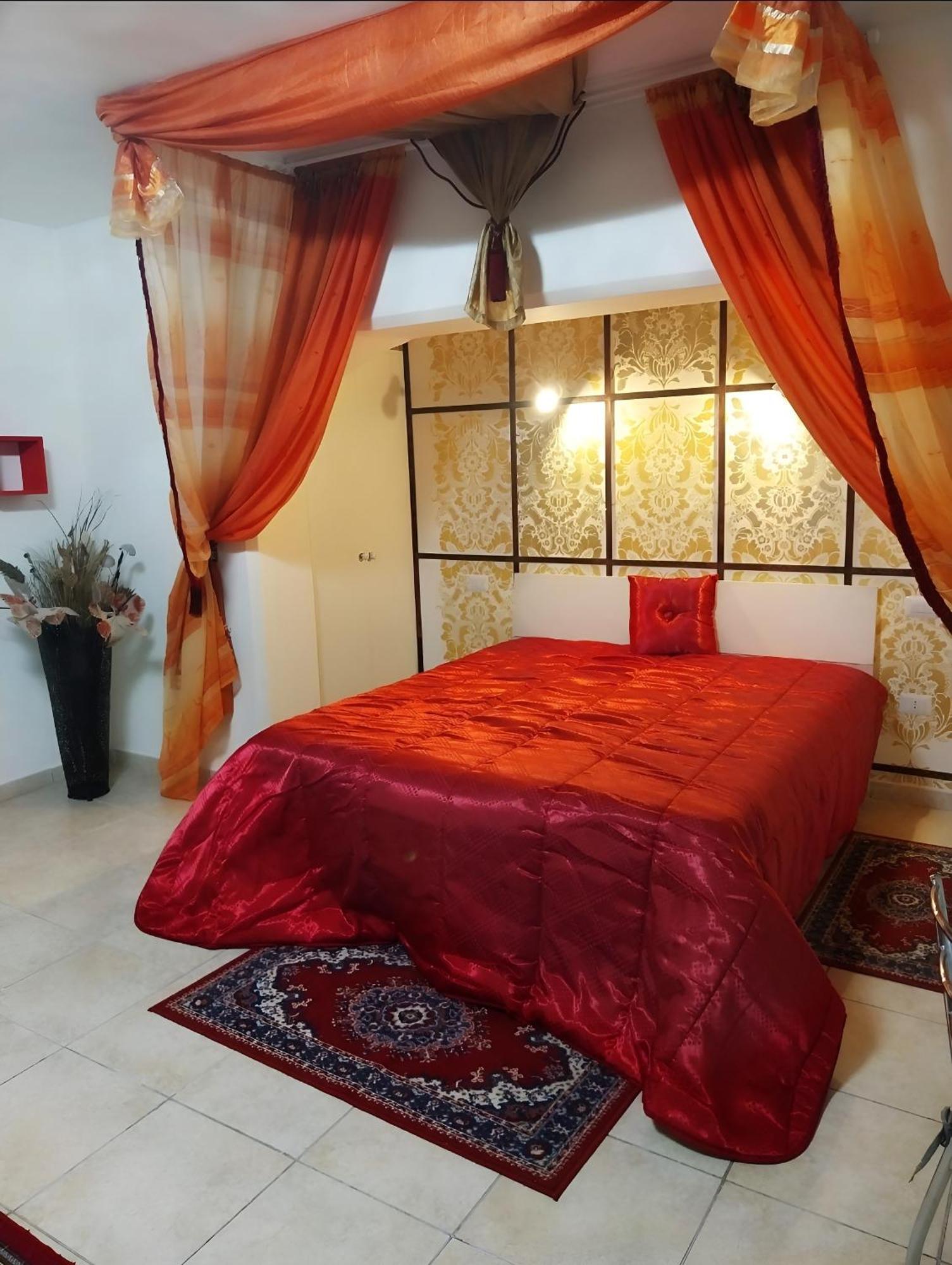 Casa Vacanza La Maison De Losyram Art Salerno Ngoại thất bức ảnh