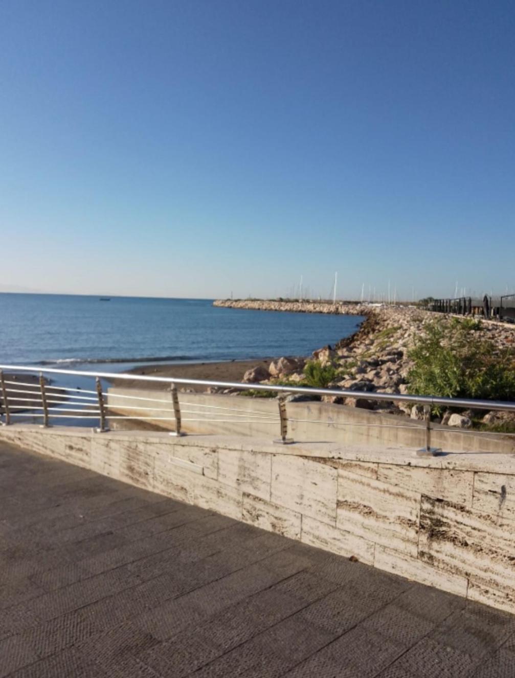 Casa Vacanza La Maison De Losyram Art Salerno Ngoại thất bức ảnh